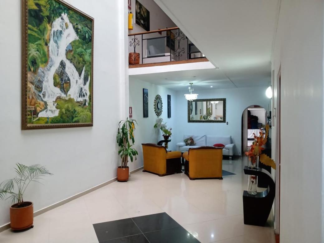 Hotel Brisas Medellín Exteriör bild