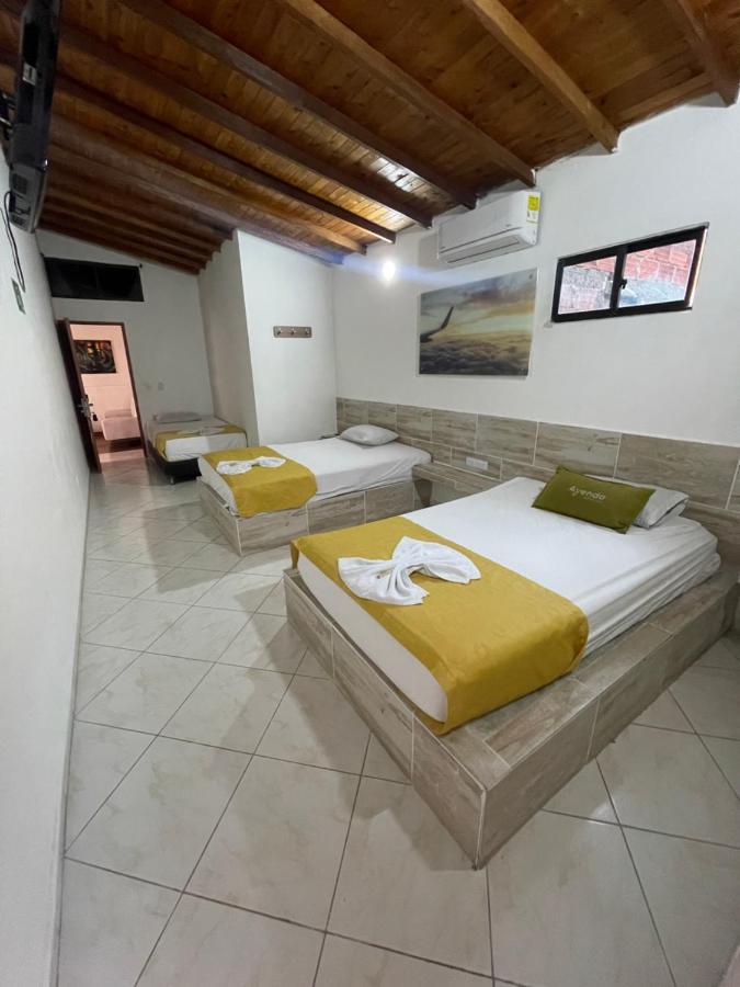 Hotel Brisas Medellín Exteriör bild